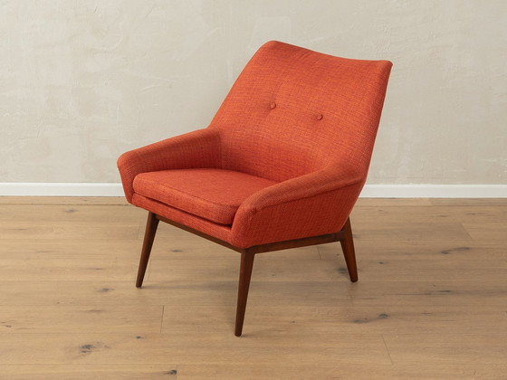 Image 1 of  Charming Loungechair 