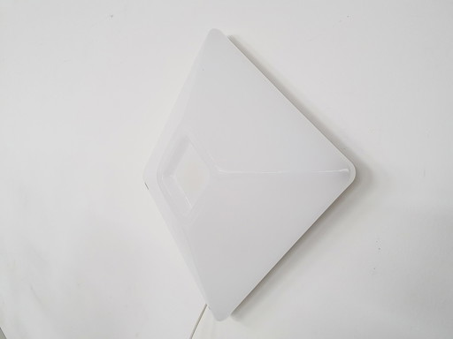 White plexiglass square IGuzzini wall or ceiling light, Italy 1970's