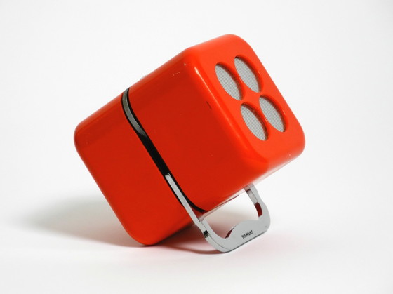 Image 1 of La leggendaria radio Orange Cube di Dario e Mario Bellini per Siemens del 1968 | Rk 501 Alpha 2 | Un classico del design realizz