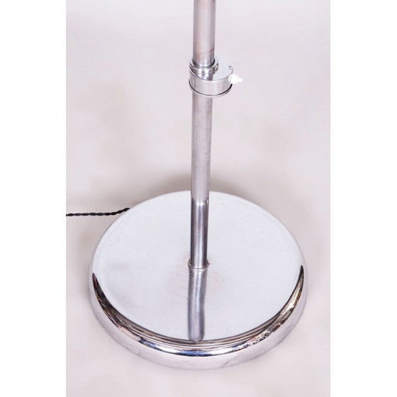 Image 1 of Lampada da terra vintage in acciaio cromato e vetro opalino, Cecoslovacchia 1930