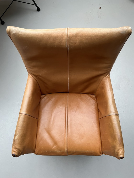 Image 1 of 4 Montis Chaplin Dining Chairs Leather