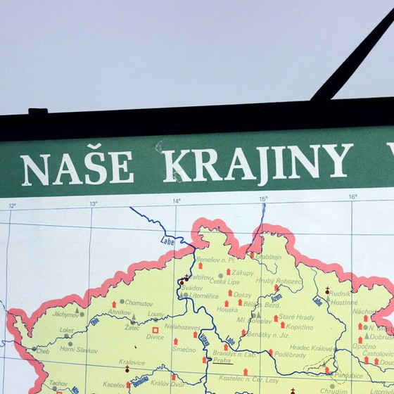 Image 1 of Tarjeta escolar antigua de Skolske pomucky np, Checoslovaquia, década de 1960