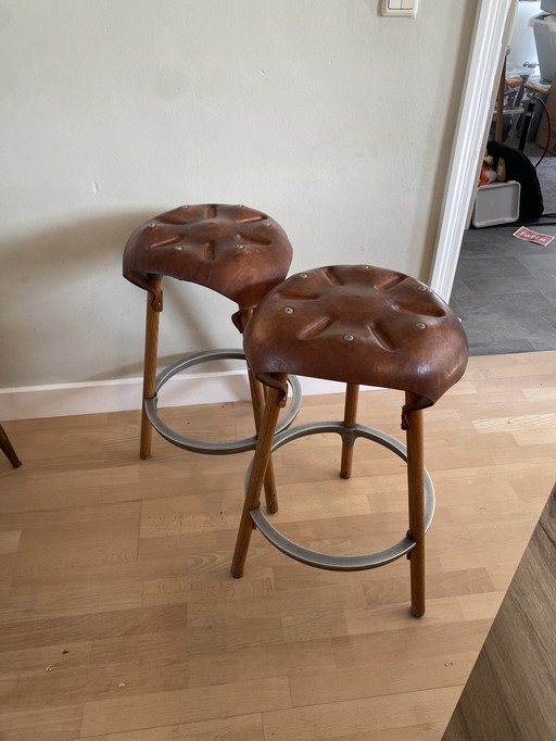 4x Vroonland Saddle Stool