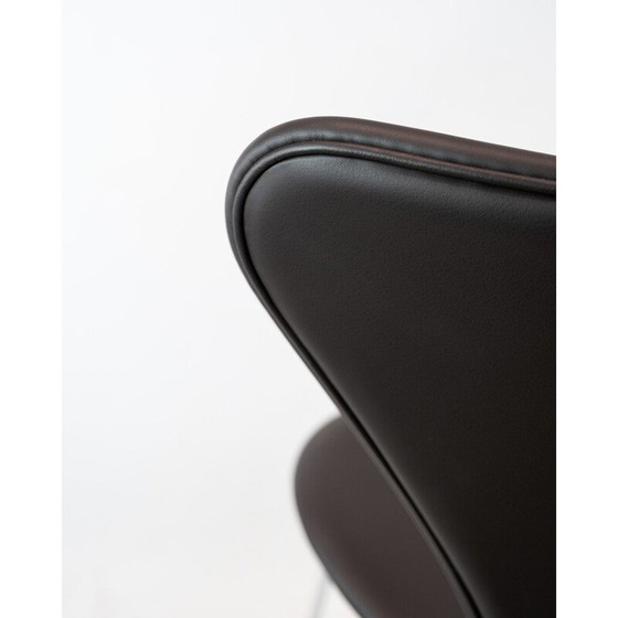 Image 1 of Sedia Vintage Seven di Arne Jacobsen e Fritz Hansen