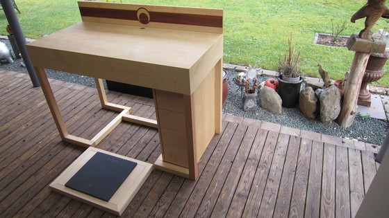 Image 1 of Solid wood standing desk with "Kybun" mat - start ergonomic working