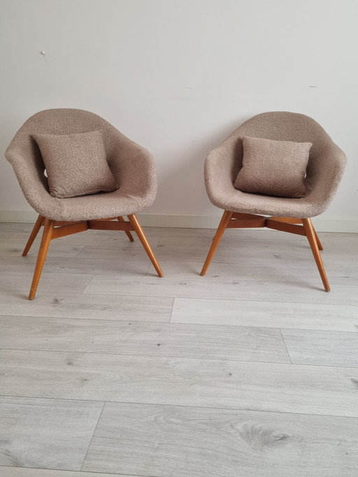 2 × Miroslav Navratil Bucket Chairs