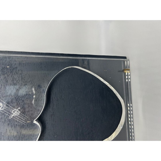 Image 1 of Dipinto vintage in plexiglass con violino intagliato