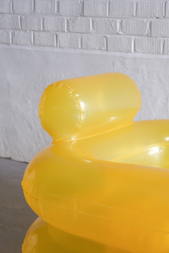 Image 1 of Chaise gonflable Zanotta 'Blow' de Jonathan de Pas