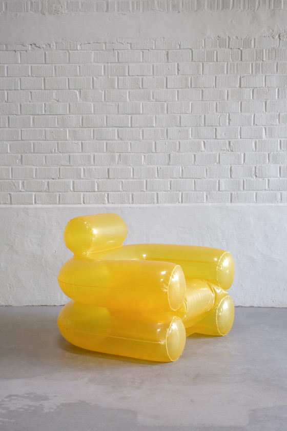 Image 1 of Zanotta 'Blow' inflatable chair by Jonathan de Pas