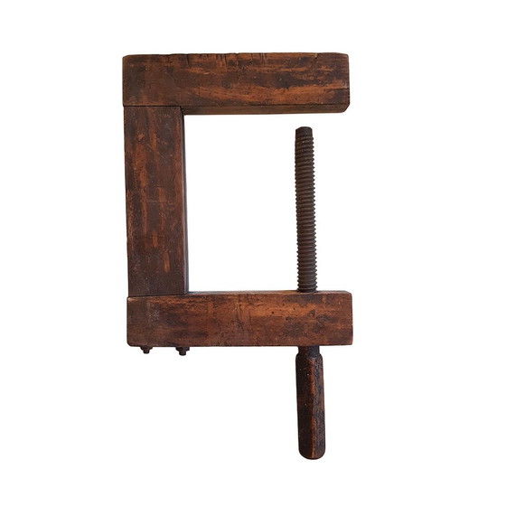 Image 1 of Grande pince en bois ancienne