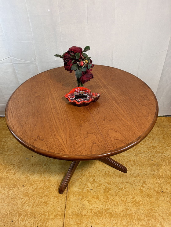Image 1 of Mid Century Retro Vintage Teak Round Extending Dining Table By Gplan 1970