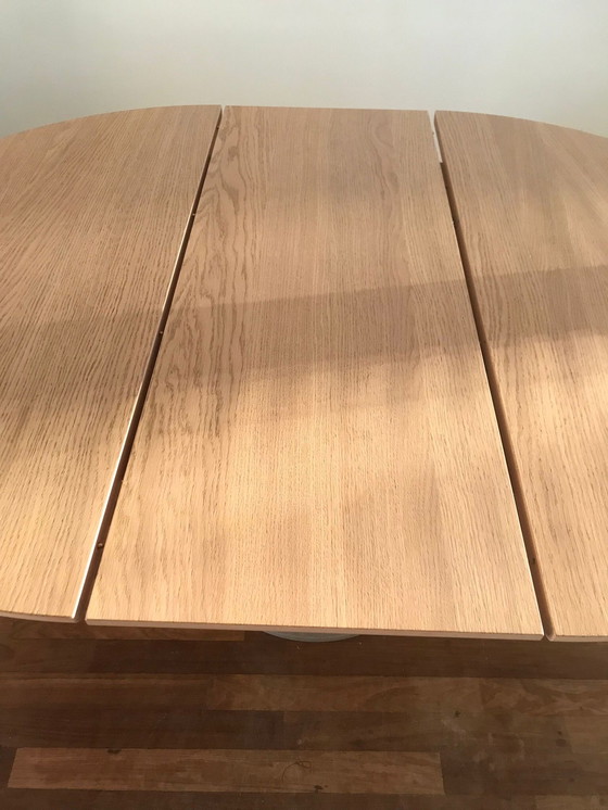 Image 1 of Arco extendable dining table