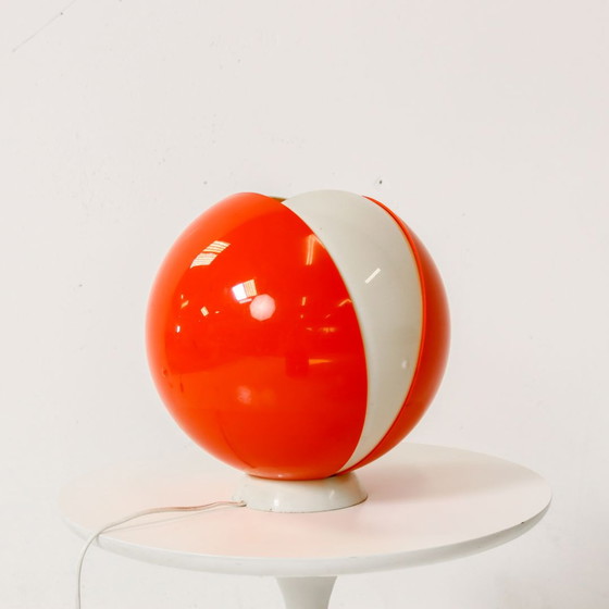 Image 1 of Tulip Space Age table lamp