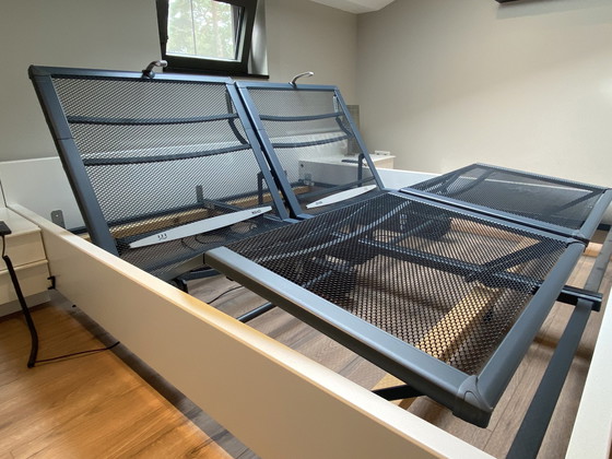 Image 1 of Interlubke Bed Furniture With El. Adjustable Auping mesh base