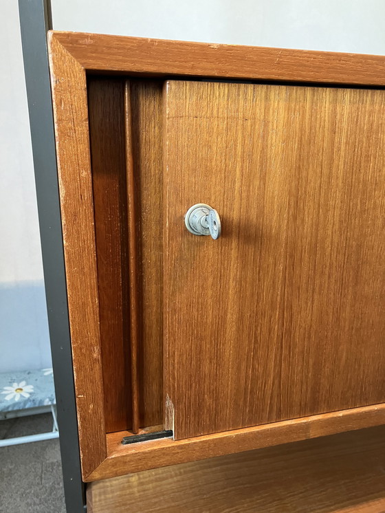 Image 1 of Bibliothèque vintage avec cadre métallique anthracite