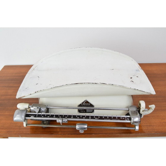 Image 1 of Bilancia da ospedale per neonati d'epoca, anni '70