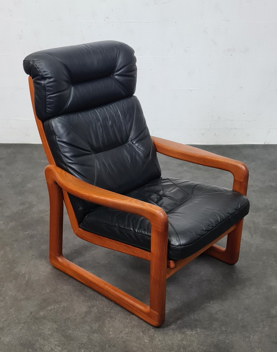 Image 1 of Fauteuil à dossier haut Poul jeppensen