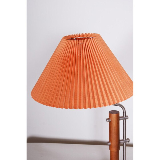 Image 1 of Lampada da tavolo di metà secolo in faggio e metallo zincato, Repubblica Ceca, anni '60