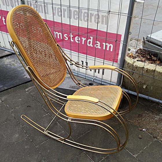 Image 1 of Chaise à bascule vintage