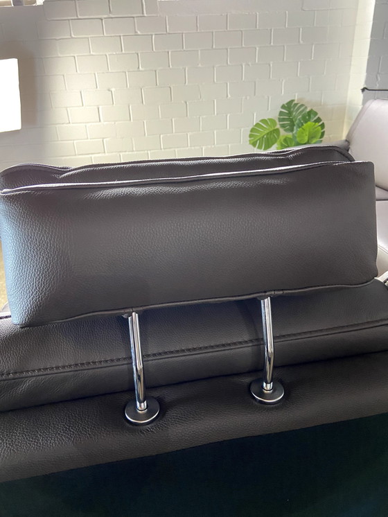 Image 1 of Leather sofa