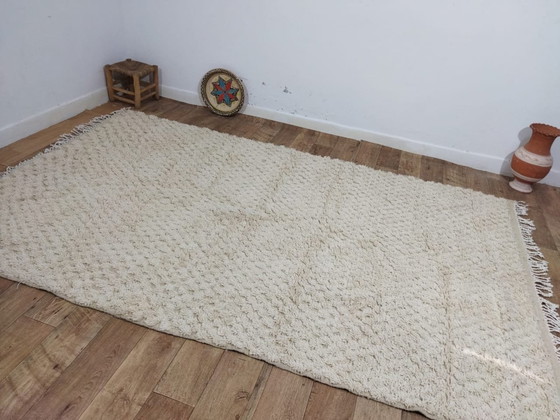 Image 1 of Beni Ouarain White Moroccan Carpet, Handmade From Wool - Tapis Beni Ouarain Blanc Marocain, Fait Main En Laine