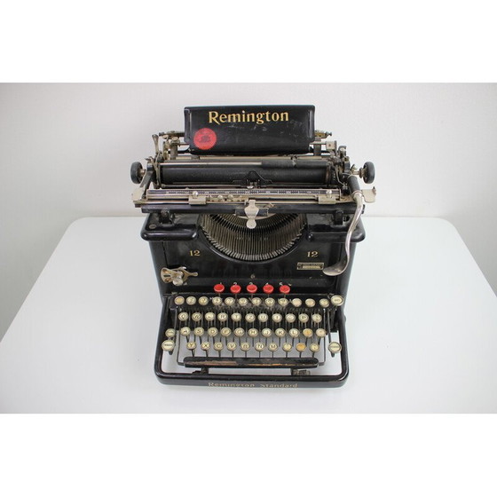 Image 1 of Vintage metal and steel typewriter for Remington, United States 1930
