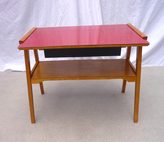 Image 1 of Petit bureau d'enfant vintage