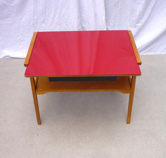 Image 1 of Petit bureau d'enfant vintage