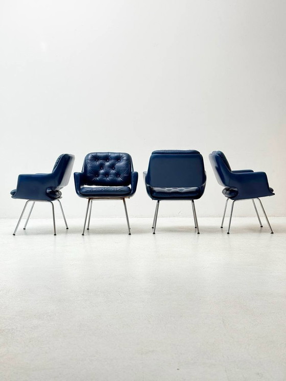 Image 1 of Set of 6: Swiss Mid - Century Chairs in Blue Leather with Velcro Cushions, 1960s