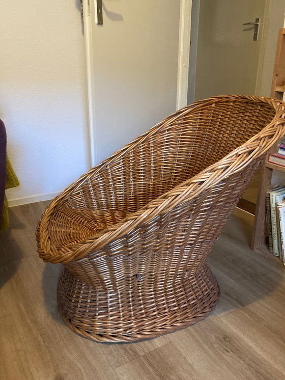 Image 1 of Sedia a secchiello in rattan vintage