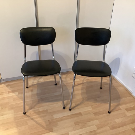 2 Tavo Dining Table Chairs, Black And Chrome.