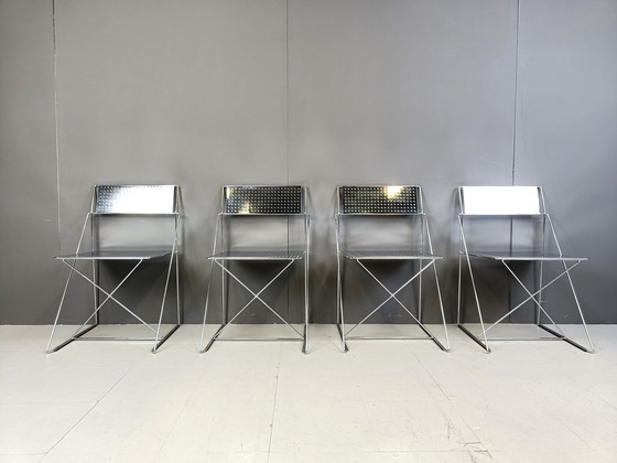 Image 1 of Chaises X-Line par Niels Jorgen Haugesen pour Magis, 1977, ensemble de 4