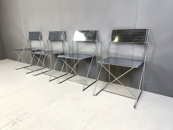 Image 1 of Chaises X-Line par Niels Jorgen Haugesen pour Magis, 1977, ensemble de 4