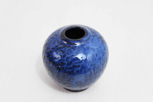 Oriental ball vase