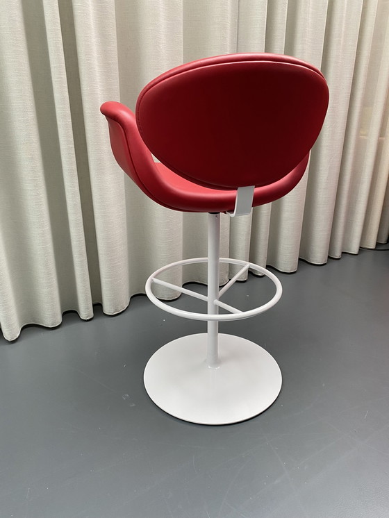 Image 1 of Artifort Little Tulip bar chair by Pierre Paulin