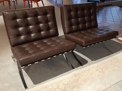 Knoll 2 New- Never-Unused Barcelona Armchairs In Venezia Leather Dark Brown Design L. Mies Van Der Rohe And Lilly Reich 1929