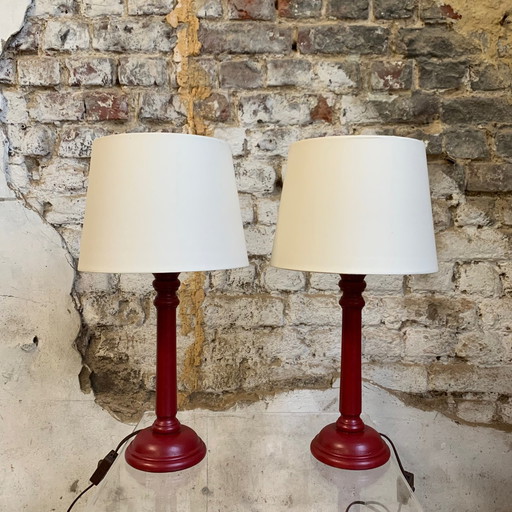 Duo of brick/burgundy wooden bedside lamp