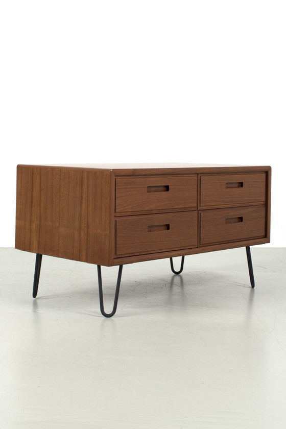 Image 1 of Commode danoise