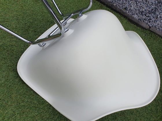 Image 1 of DAX Vitra Eames chair