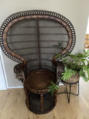 Sedia vintage a forma di pavone