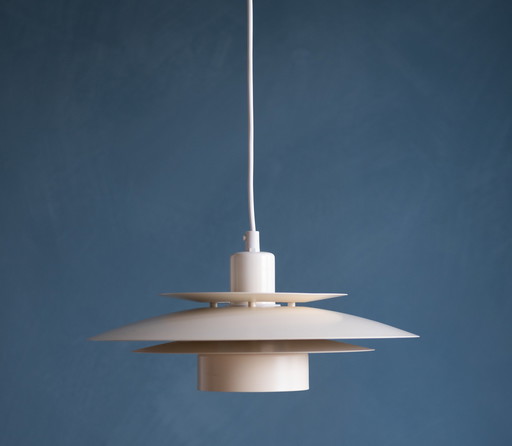 HORN 758 Scandinavian Pendant Lamp