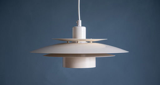 HORN 758 Scandinavian Pendant Lamp