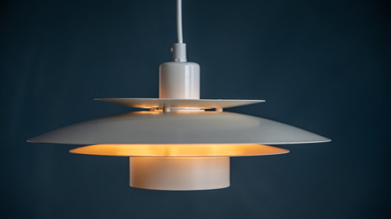 Image 1 of HORN 758 Scandinavian Pendant Lamp