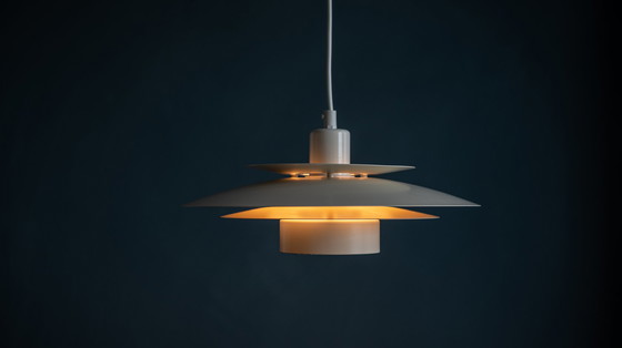 Image 1 of HORN 758 Scandinavian Pendant Lamp