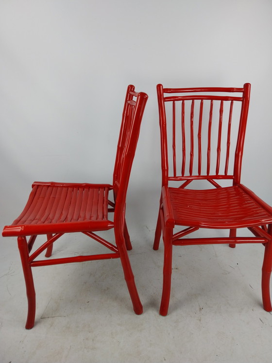 Image 1 of 2 x chaises Cadiz rouges faites à la main. Fabriquées au Chili.