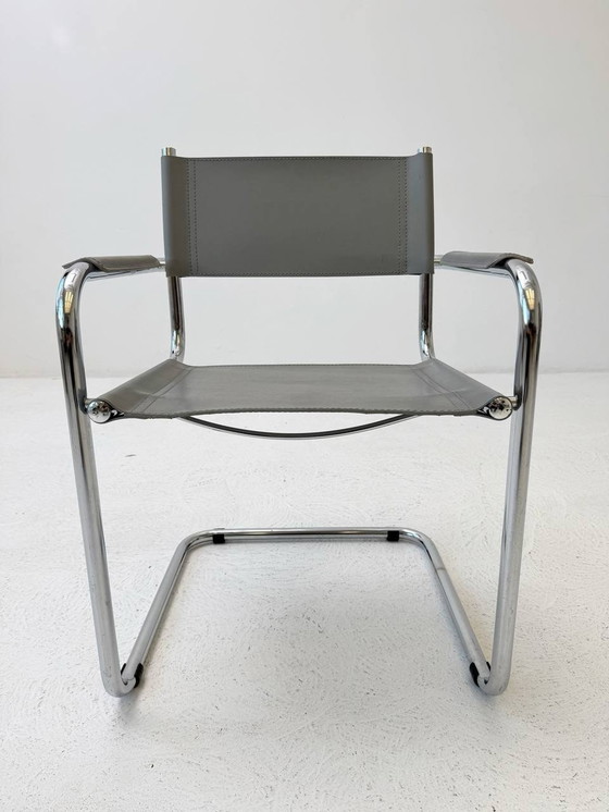 Image 1 of Grey cantilever chair in Breuer Bauhaus style with chrome frame