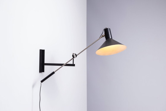 Image 1 of Large Swing Wall Light par Anvia