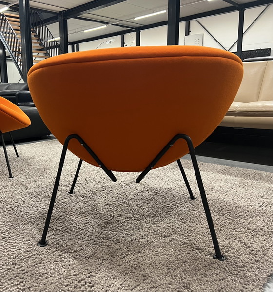 Image 1 of Artifort Fauteuil Slice orange tissu Tonus orange