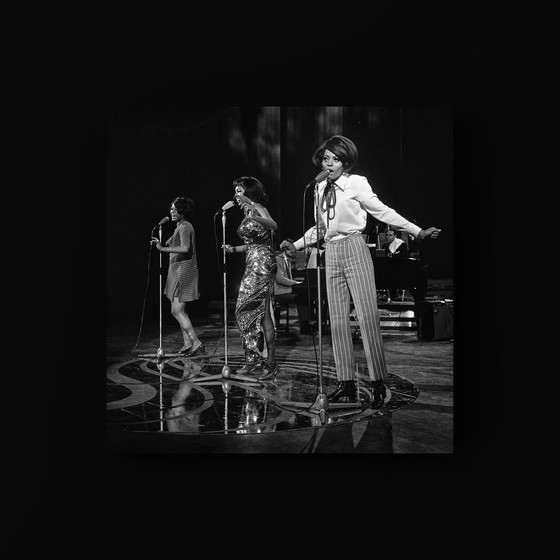 Image 1 of Diana Ross & The Supremes | Eric Koch press photo 1968 | Concert in Amsterdam