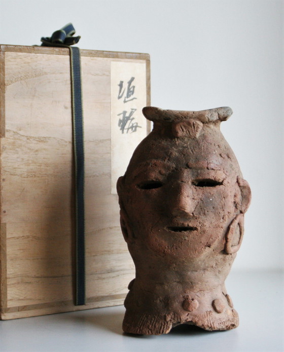 Image 1 of Testa di guerriero Haniwa